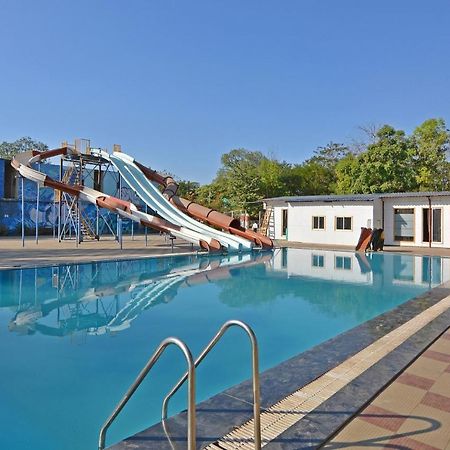Oyo Midway Park Resort Atgaon Екстериор снимка