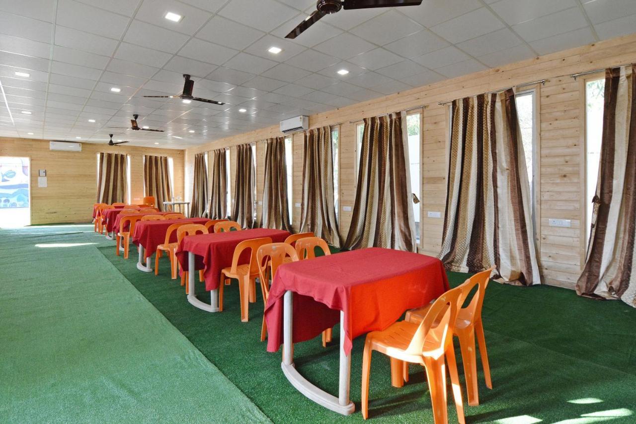 Oyo Midway Park Resort Atgaon Екстериор снимка