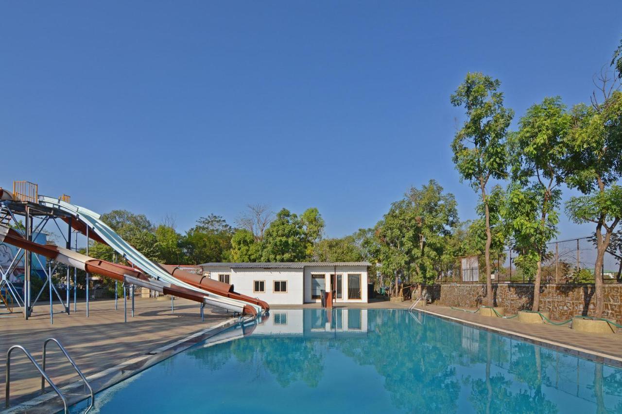 Oyo Midway Park Resort Atgaon Екстериор снимка