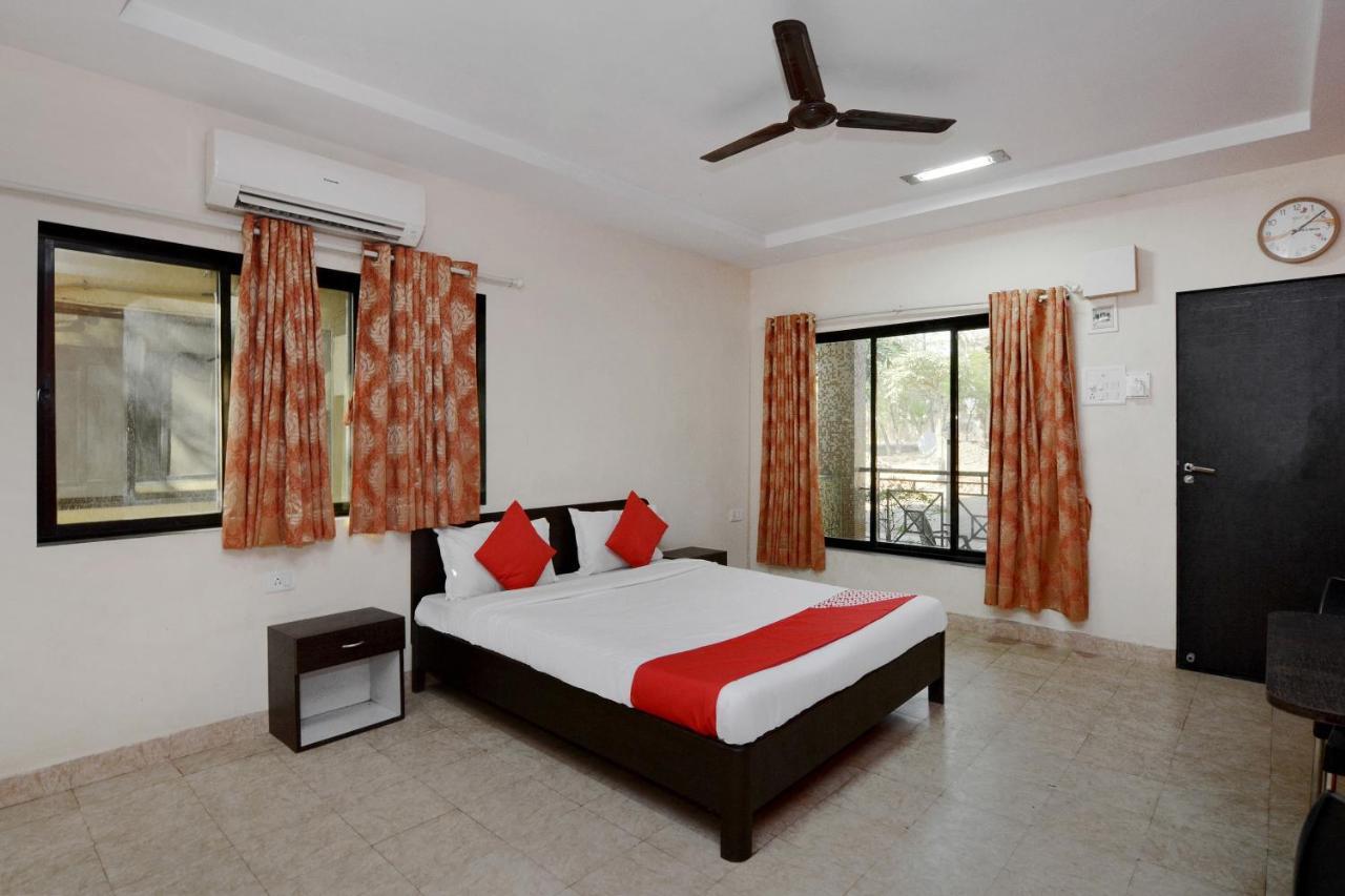 Oyo Midway Park Resort Atgaon Екстериор снимка